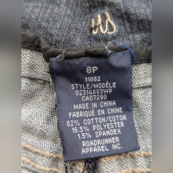 Suko Women's (Size 8P) Blue Partially Distressed Boot Cut Elastic Waist Jeans - Picture 10 of 12